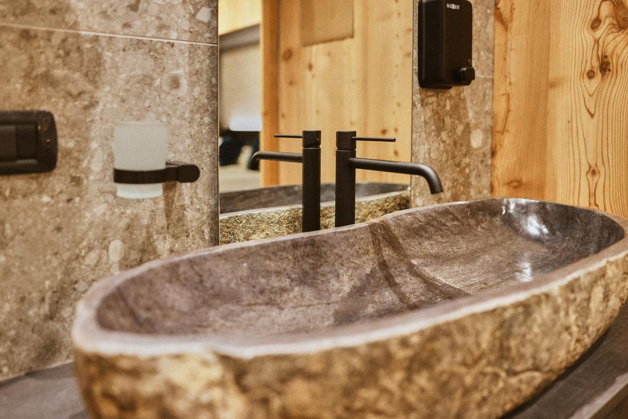 Albergo Meuble Vecchio Scarpone Baceno Ngoại thất bức ảnh